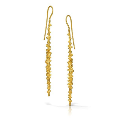 Pebble Spear Drop
22K gold vermeil Pebble Spear Drop
22K gold vermeil